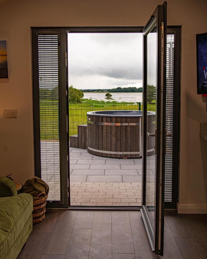 Hotel Lough Beg Glamping Newferry Exteriér fotografie