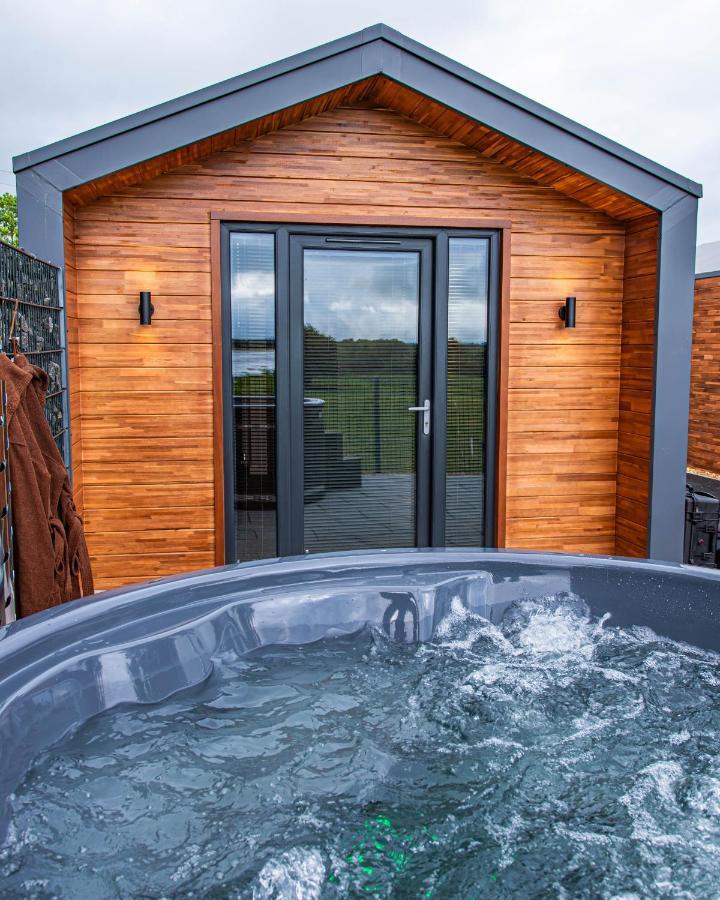 Hotel Lough Beg Glamping Newferry Exteriér fotografie